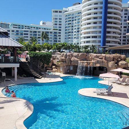 2 Bedroom 2 Bath Beachfront Condo On Miami Beach Millionaire Row Екстер'єр фото