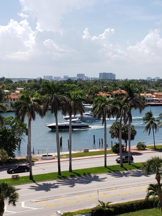 2 Bedroom 2 Bath Beachfront Condo On Miami Beach Millionaire Row Екстер'єр фото