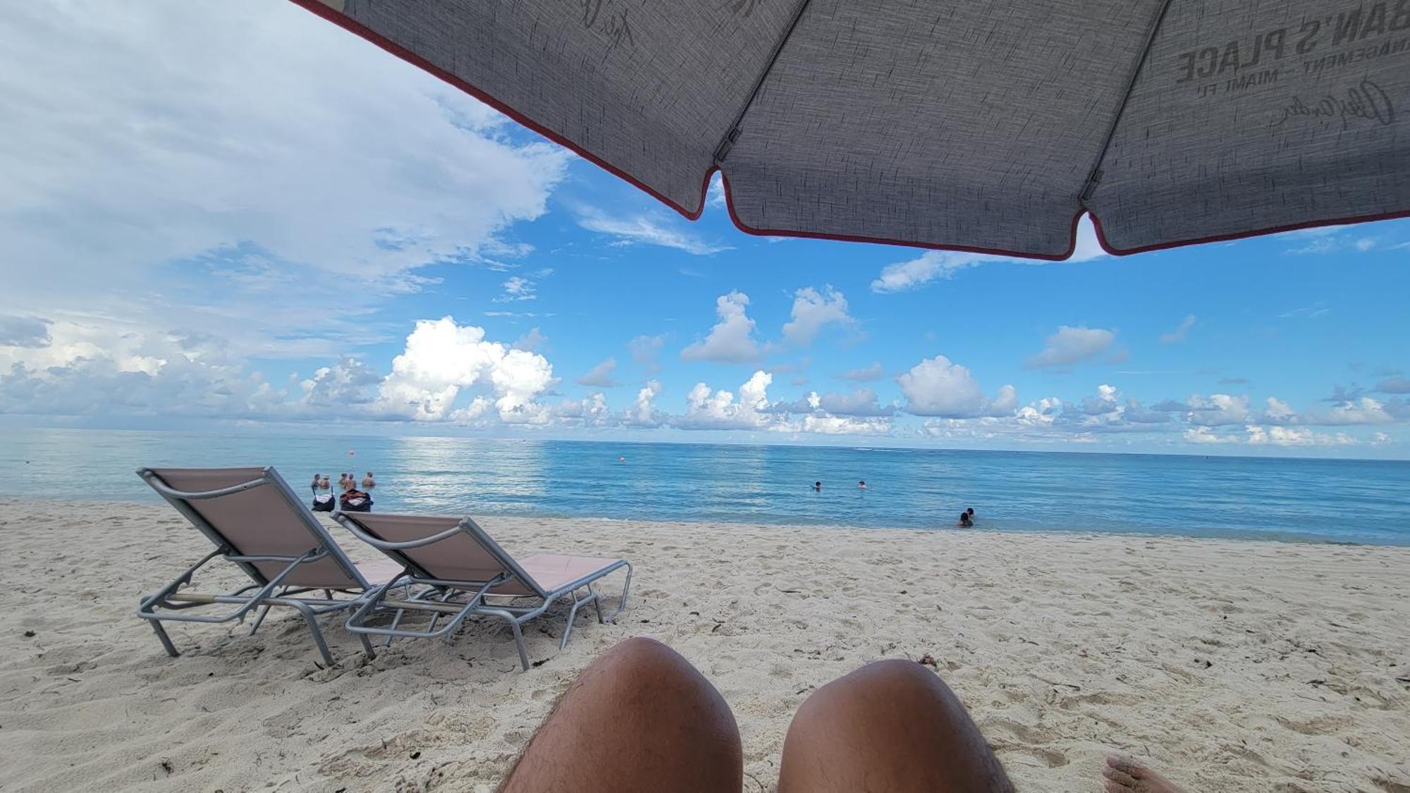 2 Bedroom 2 Bath Beachfront Condo On Miami Beach Millionaire Row Екстер'єр фото