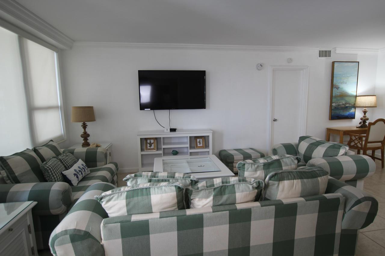 2 Bedroom 2 Bath Beachfront Condo On Miami Beach Millionaire Row Екстер'єр фото