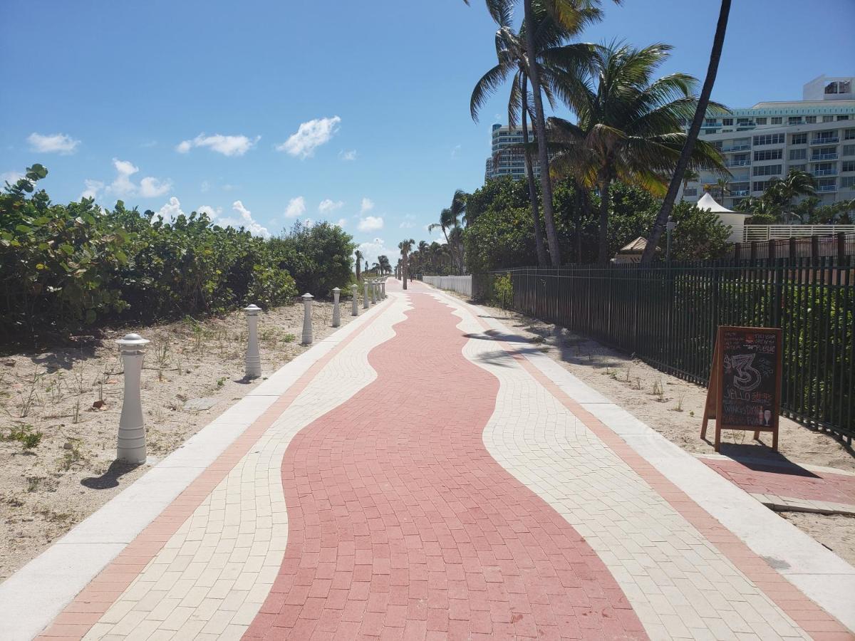 2 Bedroom 2 Bath Beachfront Condo On Miami Beach Millionaire Row Екстер'єр фото