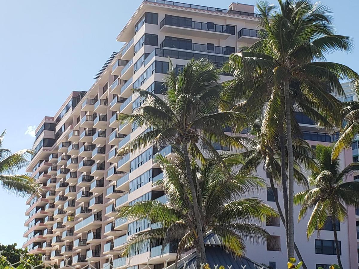 2 Bedroom 2 Bath Beachfront Condo On Miami Beach Millionaire Row Екстер'єр фото